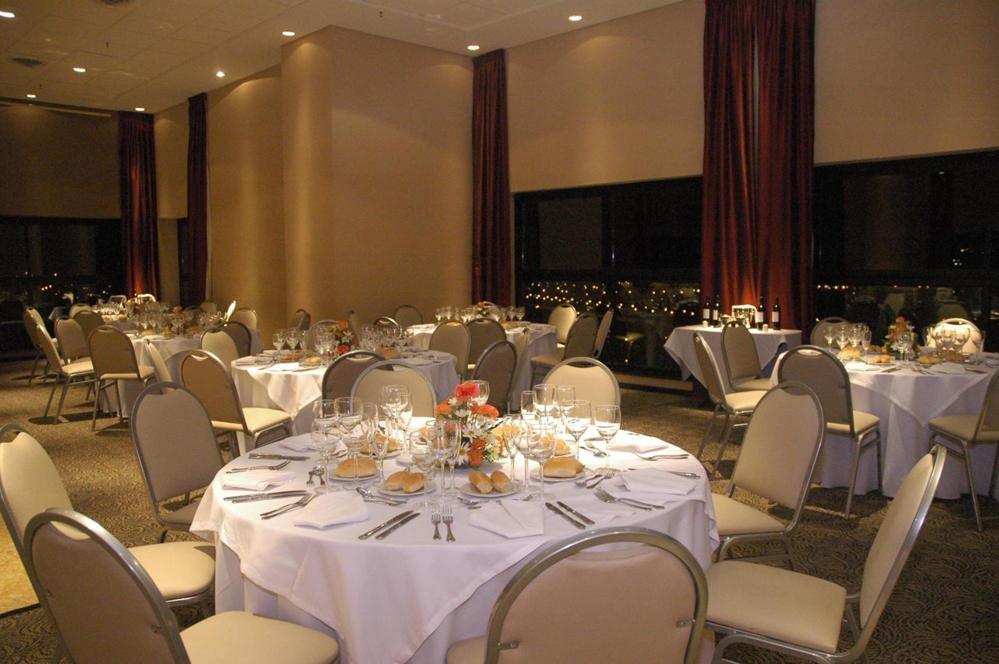 Howard Johnson Plaza Jujuy ซานซัลวาดอร์ เด โฆคุย ร้านอาหาร รูปภาพ